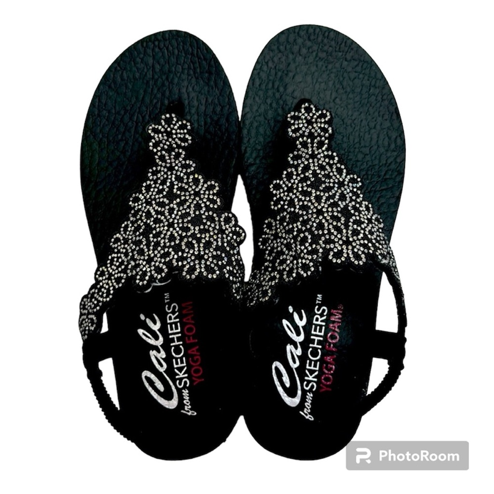 Cali from Sketchers Yoga Foam Sandals New Black Rhinestones Size 7